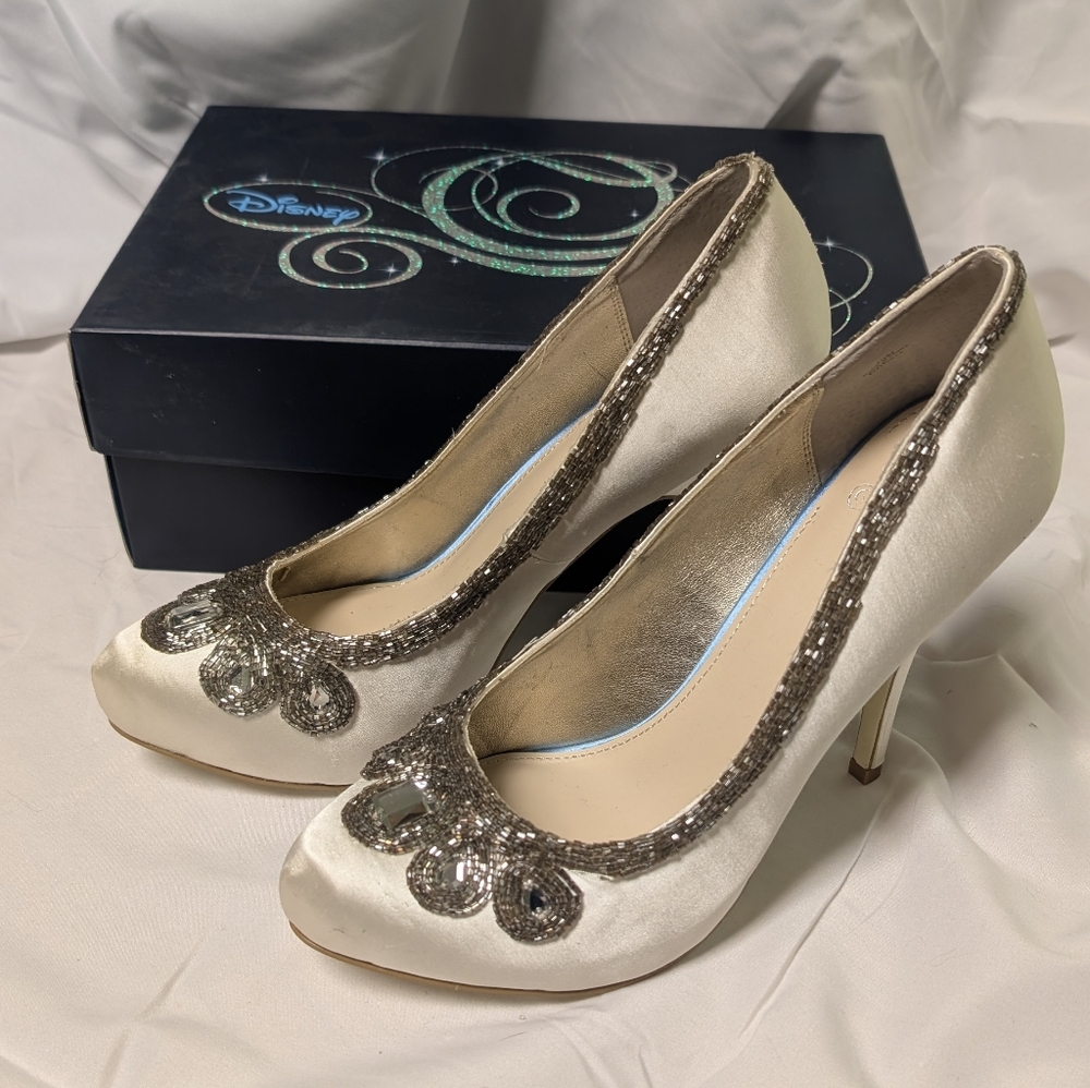 Disney Cinderella wedding high heels size 10